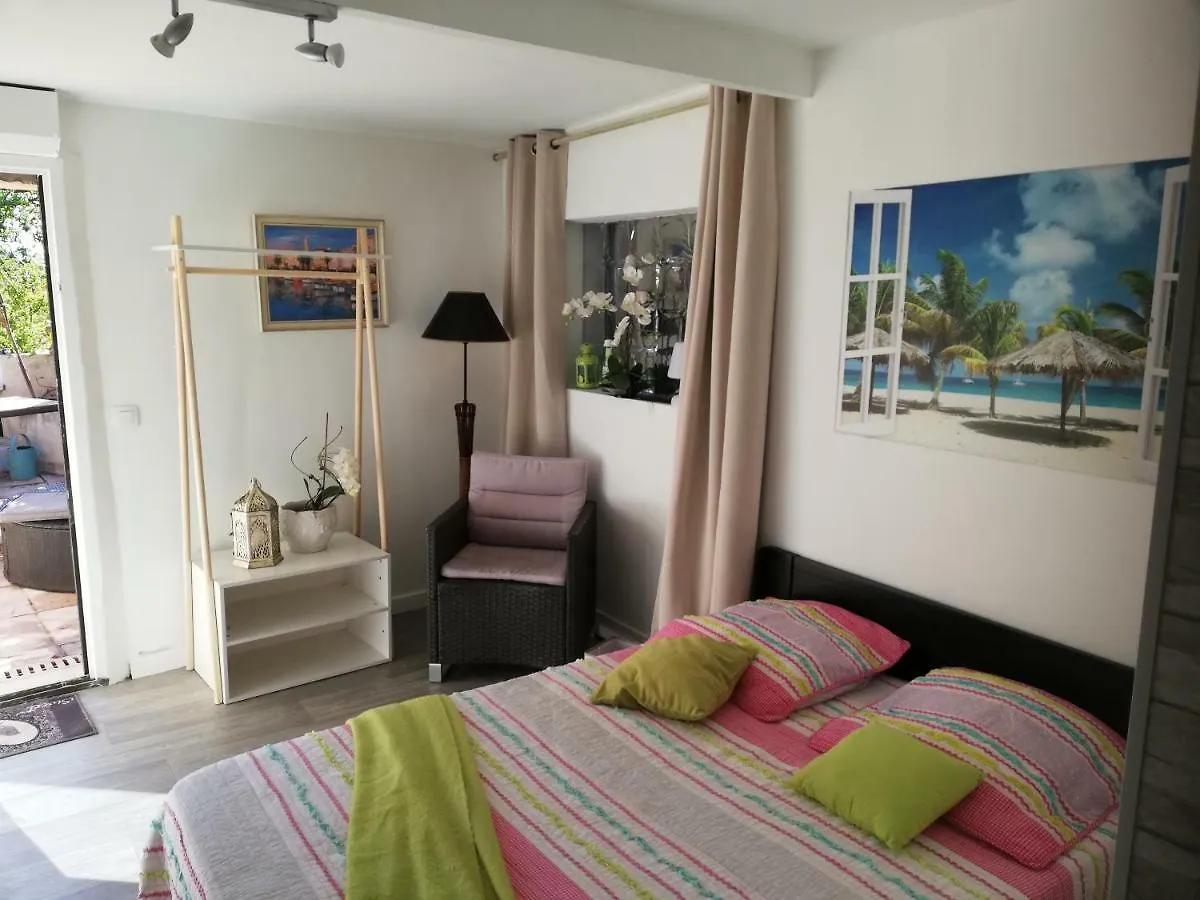 Guest house Villa Capitou Frejus France